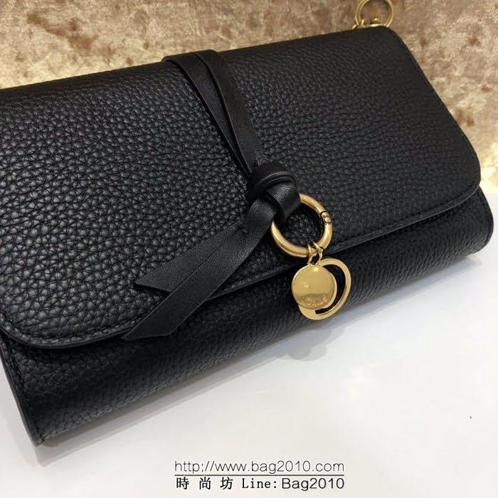 Chloe克洛伊 原版牛皮 多功能小斜跨包 可當手包使用  ypk1029